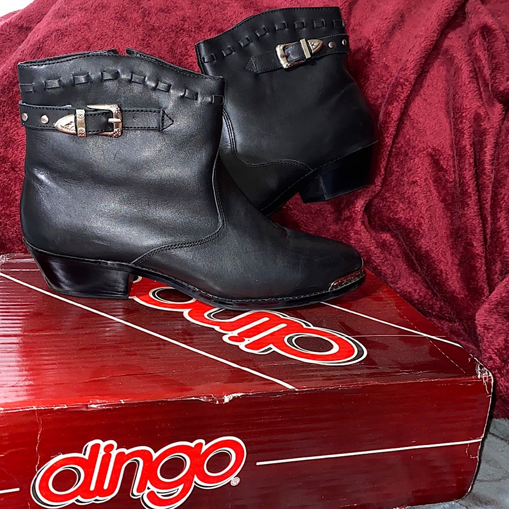 Dingo DI 565 Black Leather Western Booties Size 9
